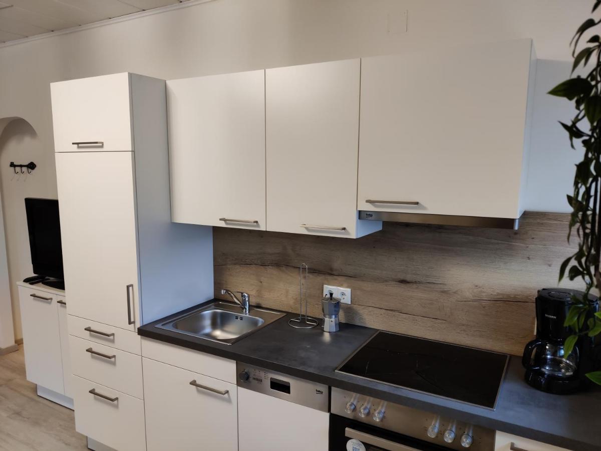 Holiday Home In Quiet Beautiful Area With Two Separate, Modern, Furnished Apartments Deutsch-Wagram Exteriör bild
