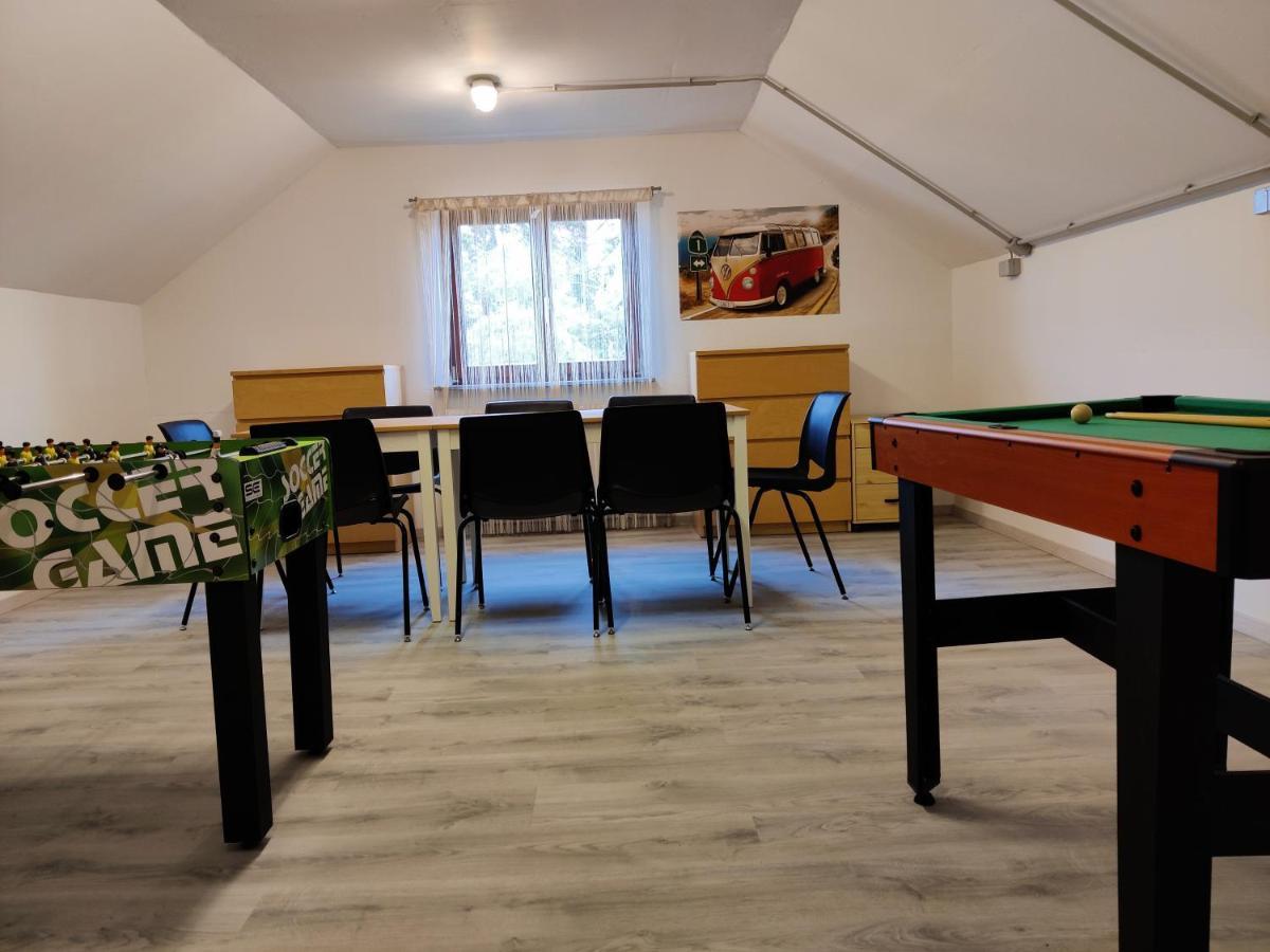 Holiday Home In Quiet Beautiful Area With Two Separate, Modern, Furnished Apartments Deutsch-Wagram Exteriör bild