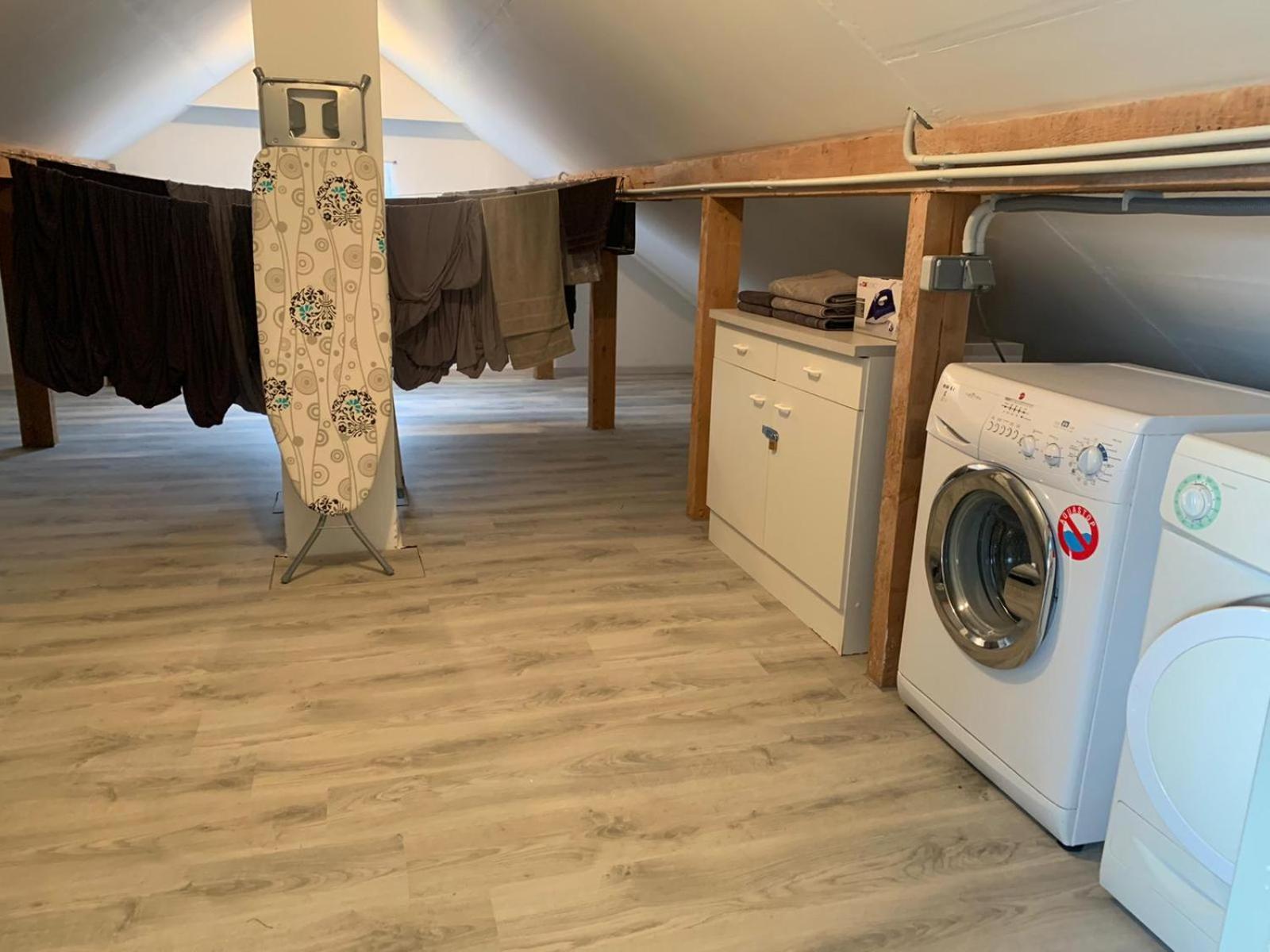 Holiday Home In Quiet Beautiful Area With Two Separate, Modern, Furnished Apartments Deutsch-Wagram Exteriör bild